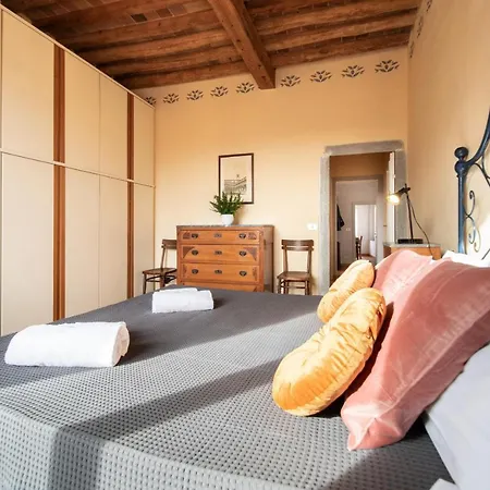 Apartment Augusto's Lucca